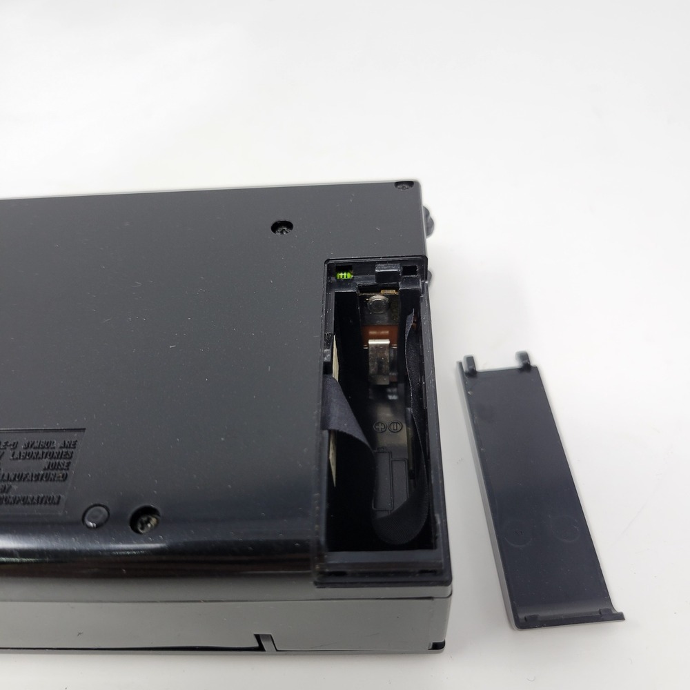 Sony WM-F18 28 Walkman AM/FM Stereo Cassette Player TESTED WORKS READ - Picture 11 of 16